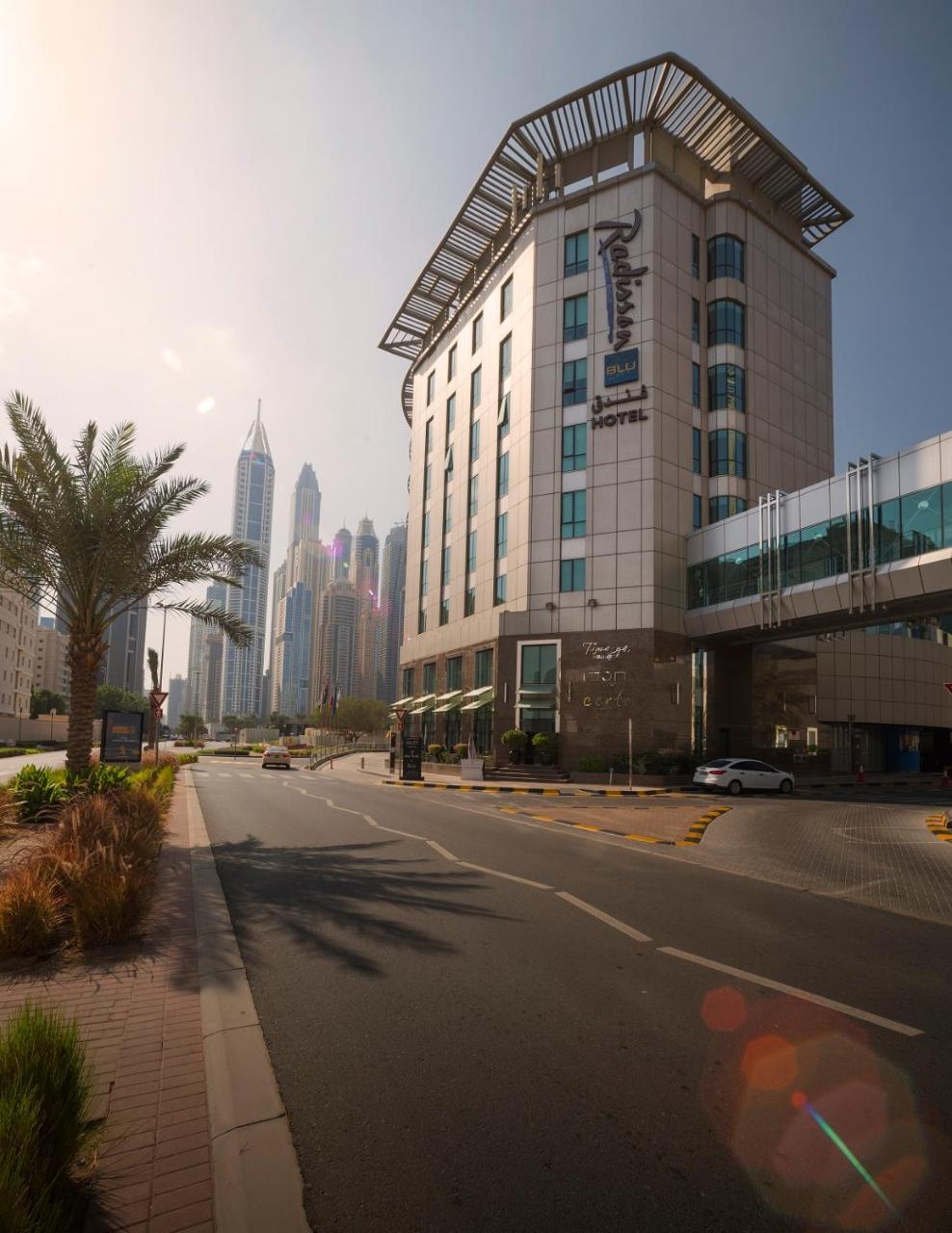 Radisson Blu Hotel, Dubai Media City ภายนอก รูปภาพ